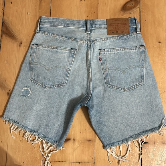 501 ‘93 Levi’s shorts - Picture 3 of 7